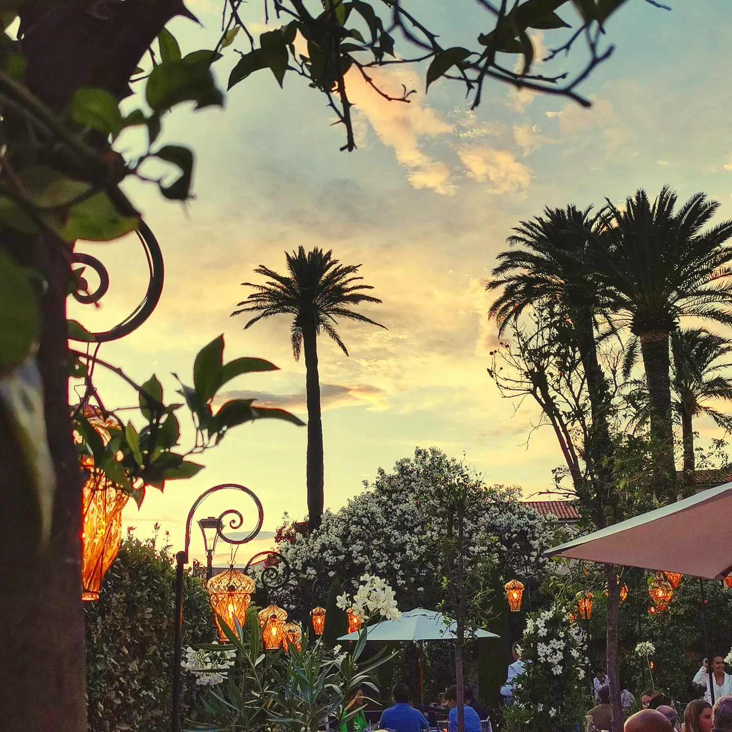Night lighting with Venetian lanterns outdoor restaurant